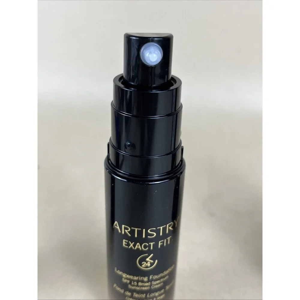 NIB‎ Amway Artistry Exact Fit Long Wearing Foundation CHABLIS L1C1 SPF 15 30ML